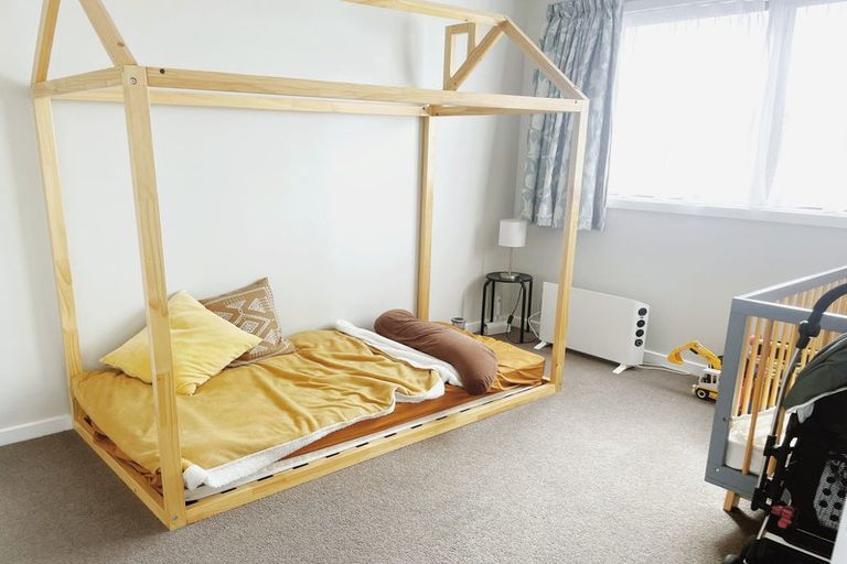 Photo of property in 2/60 Broderick Road, Johnsonville, Wellington, 6037