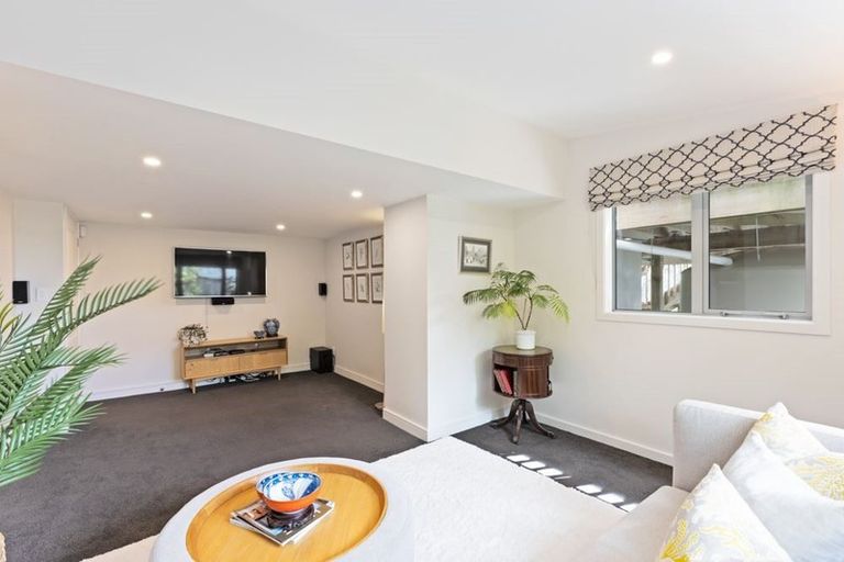Photo of property in 105 Kowhai Road, Mairangi Bay, Auckland, 0630