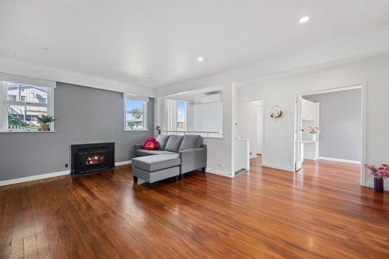 Photo of property in 29a Auld Street, Torbay, Auckland, 0630