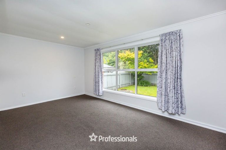 Photo of property in 53 Hudson Avenue, Ebdentown, Upper Hutt, 5018