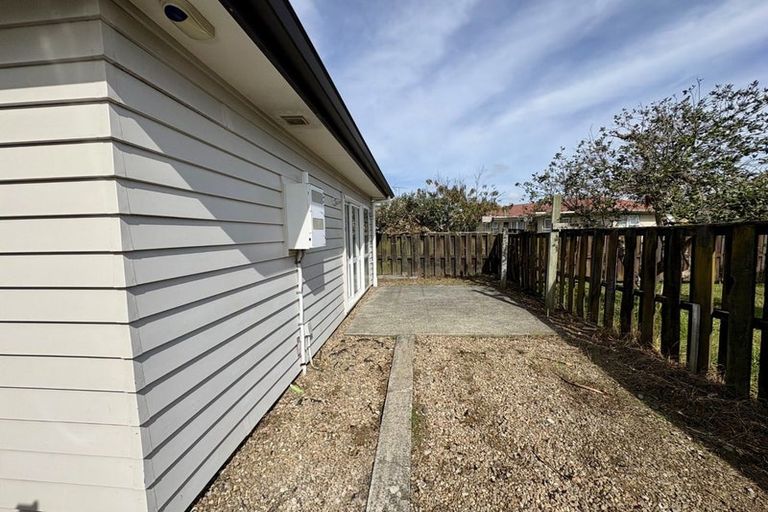 Photo of property in 109 Cascades Road, Pakuranga Heights, Auckland, 2010