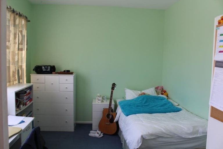 Photo of property in 18 Wesley Street, South Dunedin, Dunedin, 9012