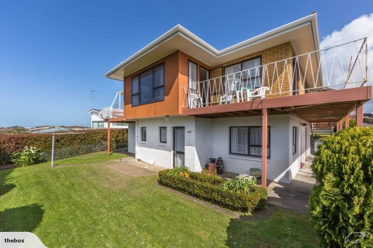 Photo of property in 770 Whangaparaoa Road, Manly, Whangaparaoa, 0930