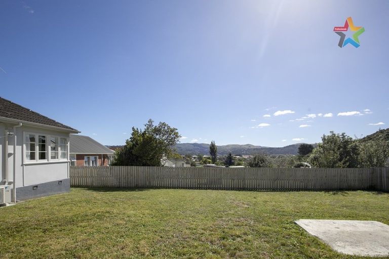 Photo of property in 56 Wilkie Crescent, Naenae, Lower Hutt, 5011
