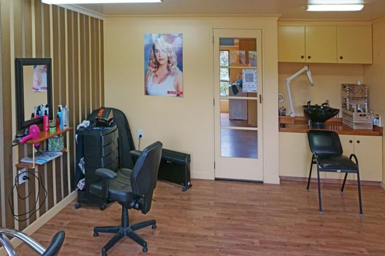 Photo of property in 2 Falcon Street, Newfield, Invercargill, 9812