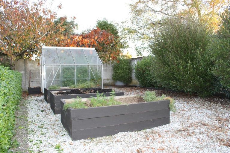 Photo of property in 90 Paterson Street, Grasmere, Invercargill, 9810