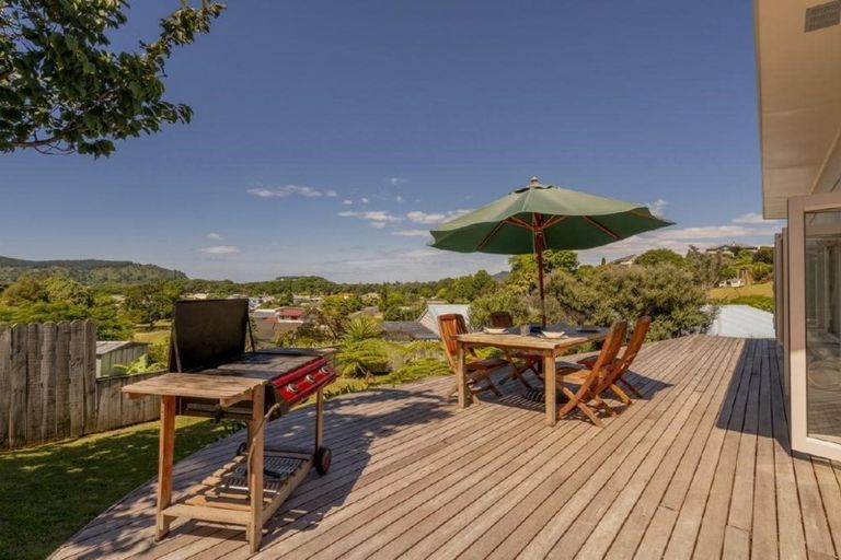 Photo of property in 125b Bruce Wallace Place, Whangamata, 3620