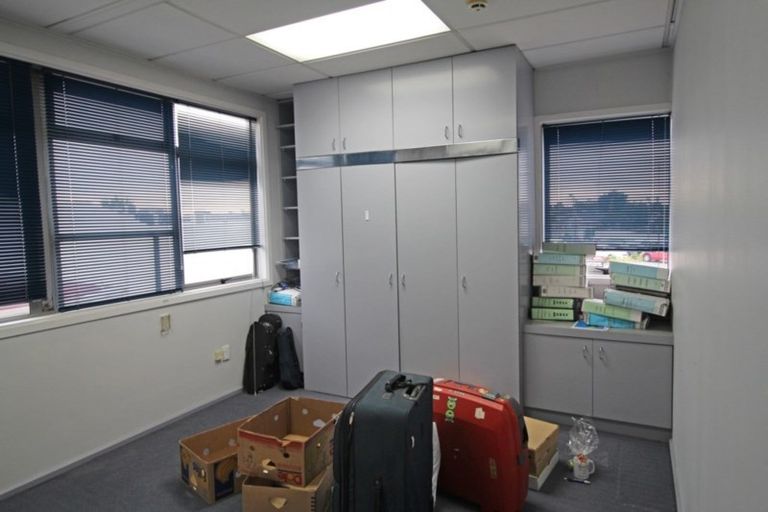 Photo of property in 12 Main North Road, Woodend, 7610