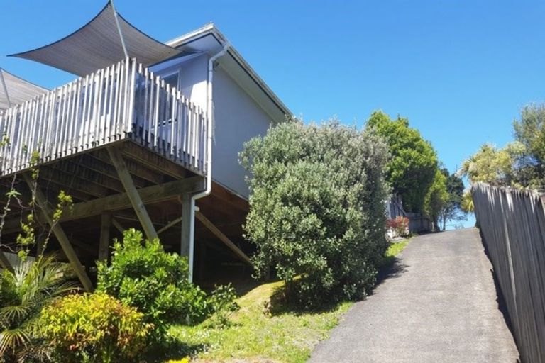 Photo of property in 1/29 Katrina Place, Massey, Auckland, 0614