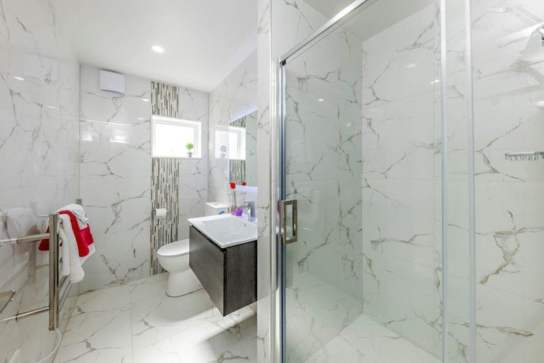 Photo of property in 16 Te Aramanu Crescent, Papakura, 2110