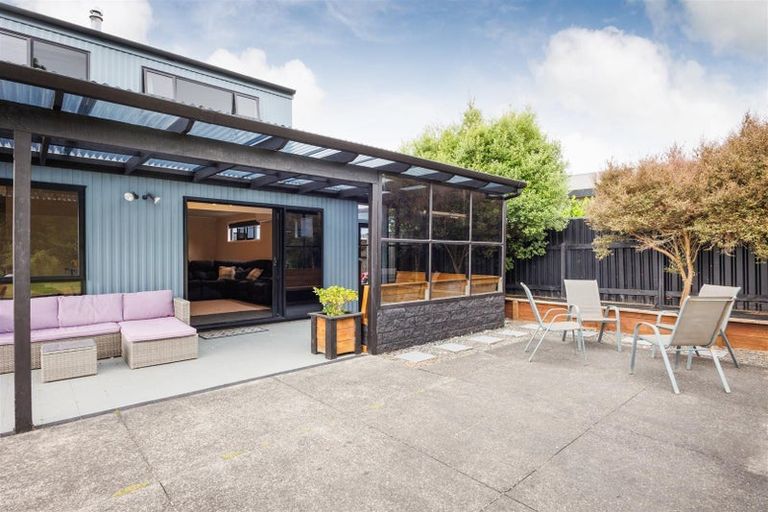 Photo of property in 36 Wanganui Road, Marton, 4710