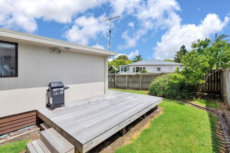 Photo of property in 39 Dellwood Avenue, Henderson, Auckland, 0612
