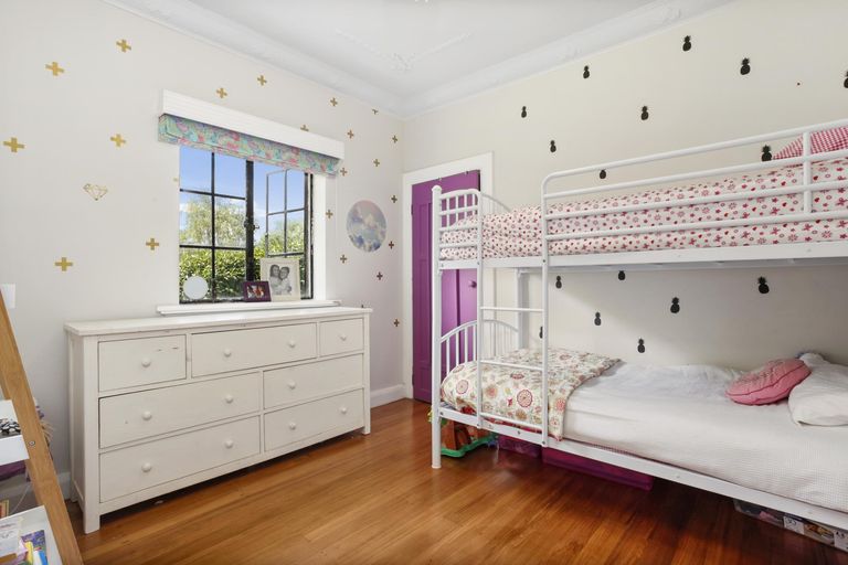 Photo of property in 855 State Highway 16, Waimauku, 0812