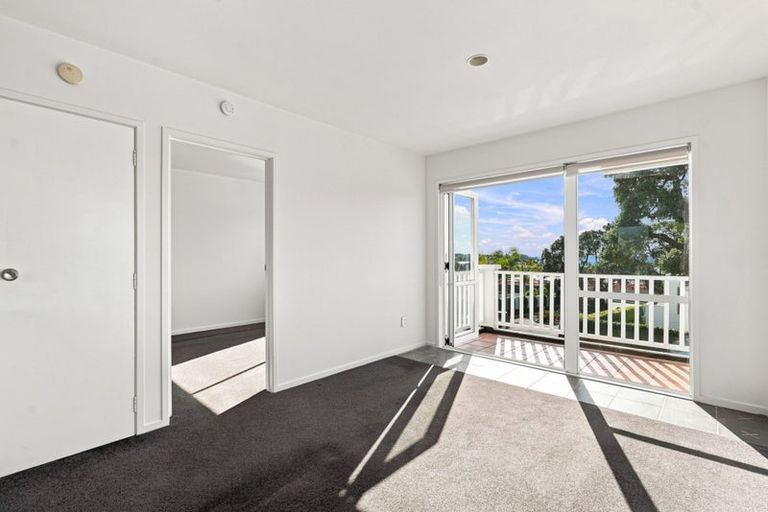 Photo of property in 19/72 Kitchener Road, Milford, Auckland, 0620