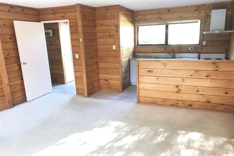 Photo of property in 4 Redwing Street, Browns Bay, Auckland, 0630