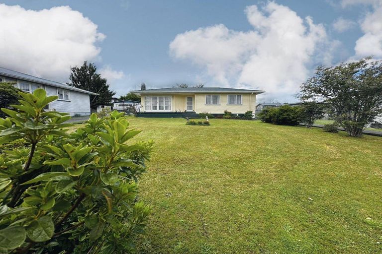 Photo of property in 19 Paraonui Road, Tokoroa, 3420