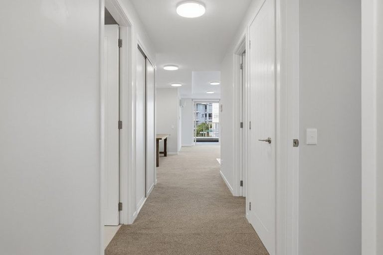 Photo of property in 140 Eaves Bush Parade, Orewa, 0931
