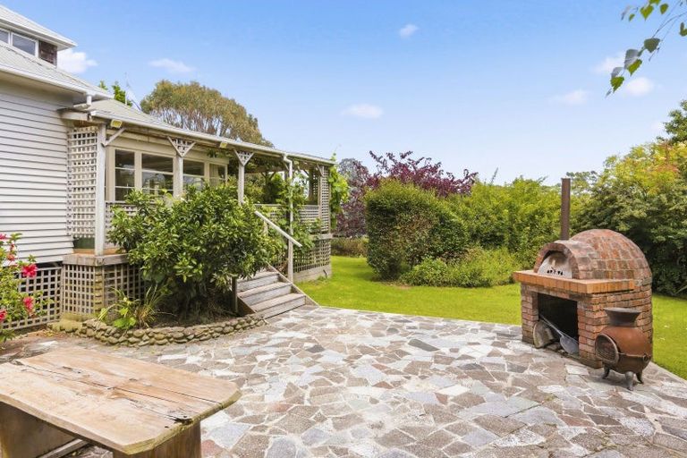 Photo of property in 19 Hadfield Road, Peka Peka, Waikanae, 5391