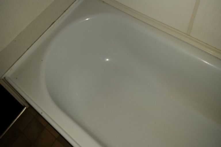 Photo of property in 16 Kauika Road, Avenues, Whangarei, 0110