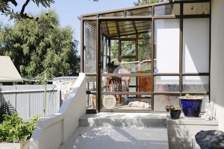 Photo of property in 1 Weston Road, Holmes Hill, Oamaru, 9401