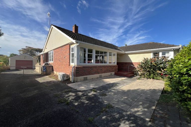 Photo of property in 63 Savage Crescent, West End, Palmerston North, 4412