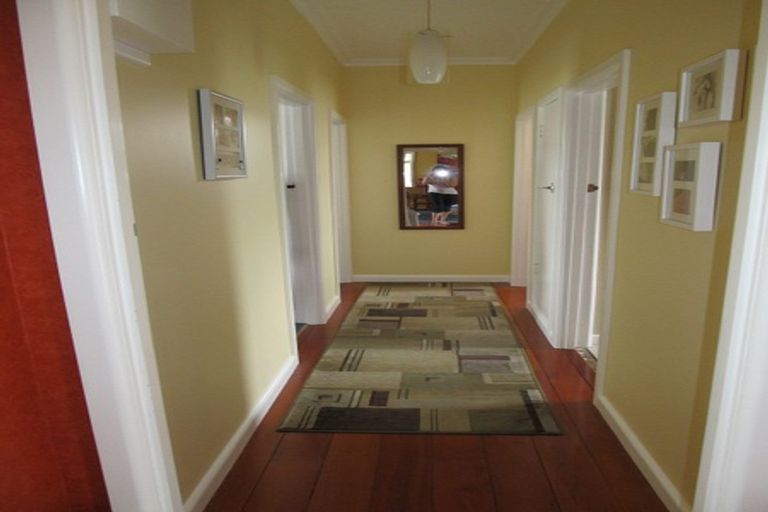 Photo of property in 15 Harpham Street, Taradale, Napier, 4112