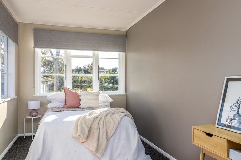 Photo of property in 15 Stamford Place, Lansdowne, Masterton, 5810