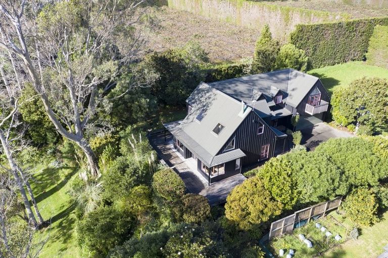 Photo of property in 102 Tangiteroria Lane, Pauanui, Hikuai, 3579