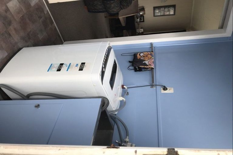 Photo of property in 46a Belt Road, Moturoa, New Plymouth, 4310