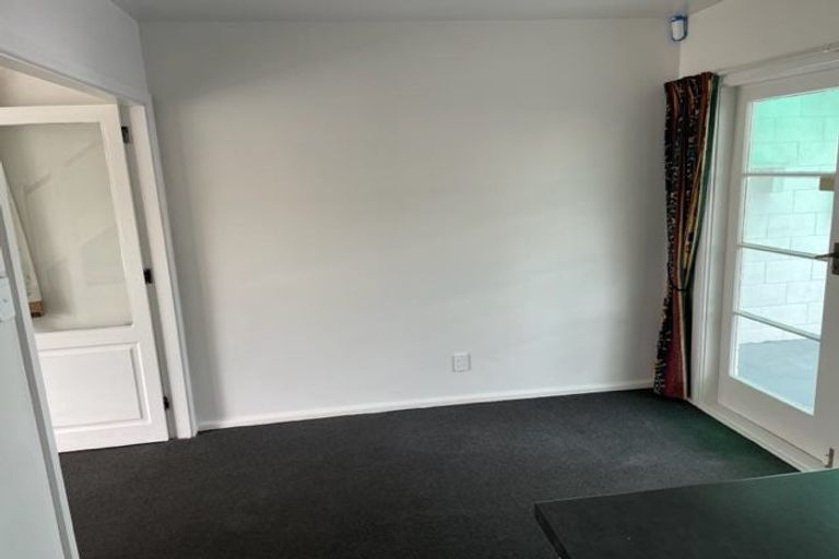 Photo of property in 121 Kendal Avenue, Burnside, Christchurch, 8053