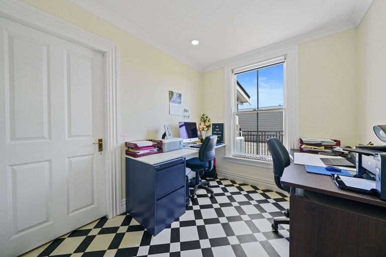 Photo of property in 99 Jellicoe Street, Martinborough, 5711