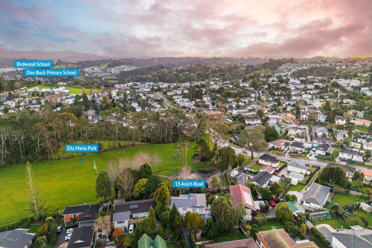 Photo of property in 15 Anich Road, Massey, Auckland, 0614