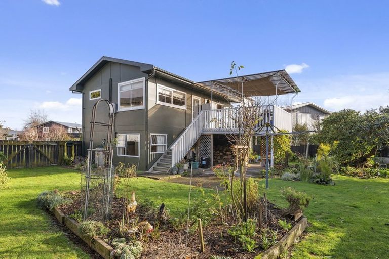 Photo of property in 15 Heeni Street, Wharewaka, Taupo, 3330