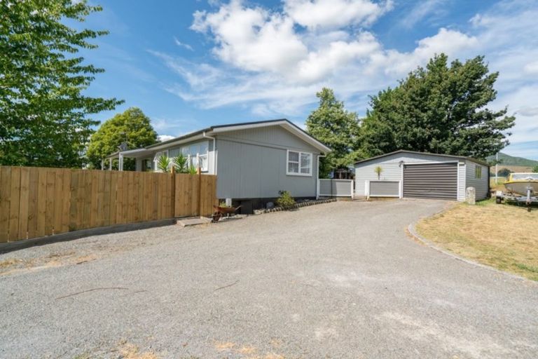 Photo of property in 28 Invergarry Road, Hilltop, Taupo, 3330