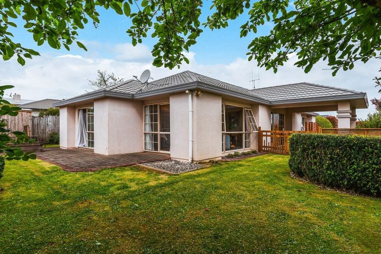 Photo of property in 1 Bramley Drive, Rototuna, Hamilton, 3210