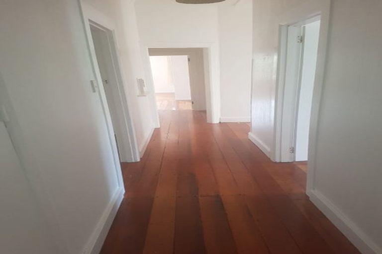 Photo of property in 51 Weld Street, Wadestown, Wellington, 6012