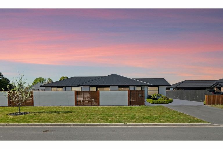 Photo of property in 34 Carston Street, Leeston, 7632