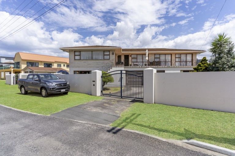 Photo of property in 906 Port Road, Whangamata, 3620