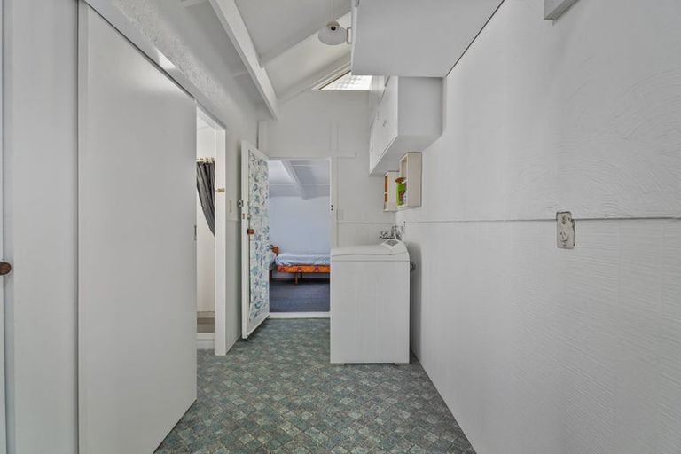 Photo of property in 64 Oyster Drive, Cooks Beach, Whitianga, 3591