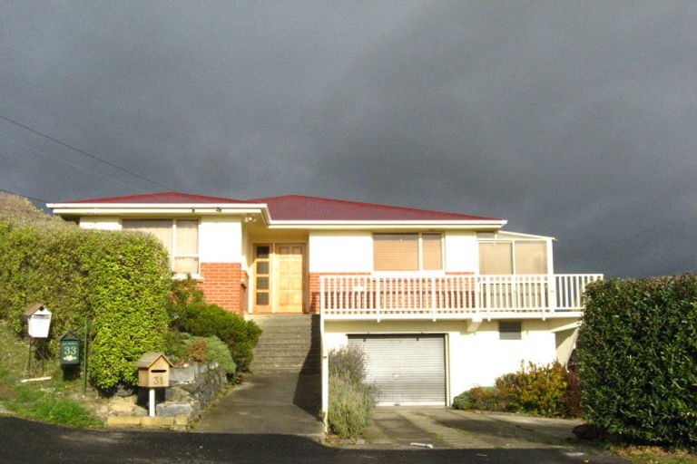 Photo of property in 31 Bayne Terrace, Macandrew Bay, Dunedin, 9014