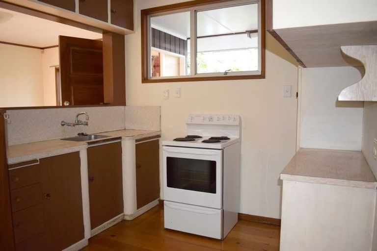 Photo of property in 11 Penzance Road, Mairangi Bay, Auckland, 0630