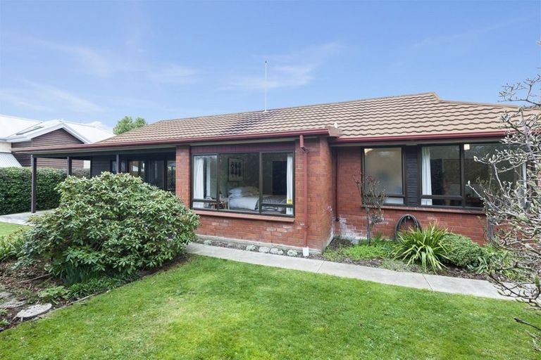 Photo of property in 68a Windermere Road, Papanui, Christchurch, 8053