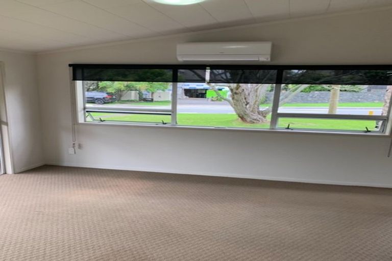 Photo of property in 1/15 Omana Road, Milford, Auckland, 0620
