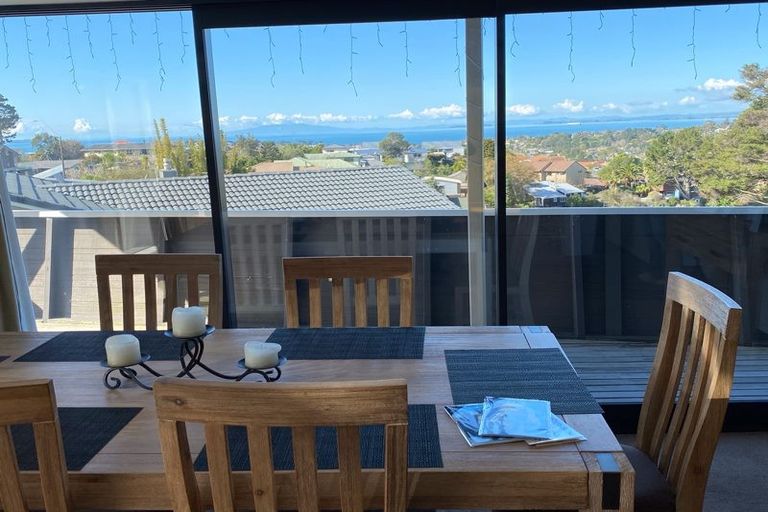 Photo of property in 927 East Coast Road, Northcross, Auckland, 0632