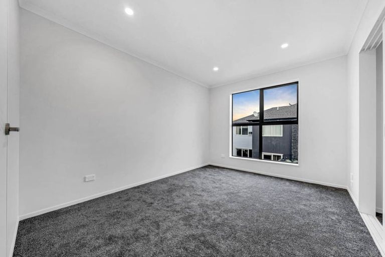 Photo of property in 27e Watson Place, Papatoetoe, Auckland, 2025