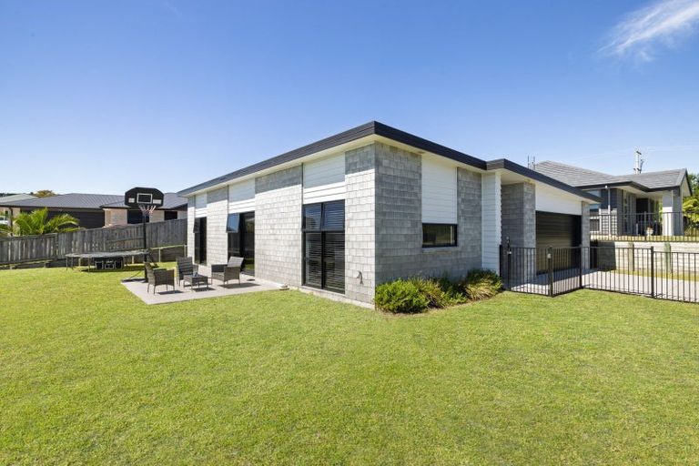 Photo of property in 74 Tynan Street, Te Puke, 3119