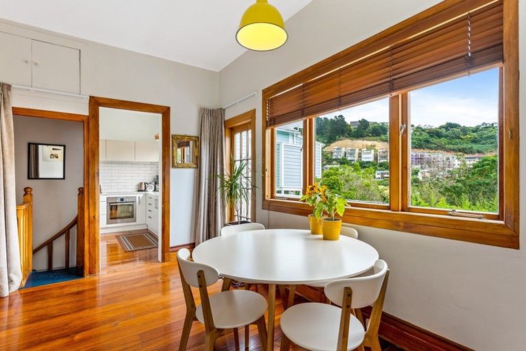 Photo of property in 24 Clarence Street, Brooklyn, Wellington, 6021