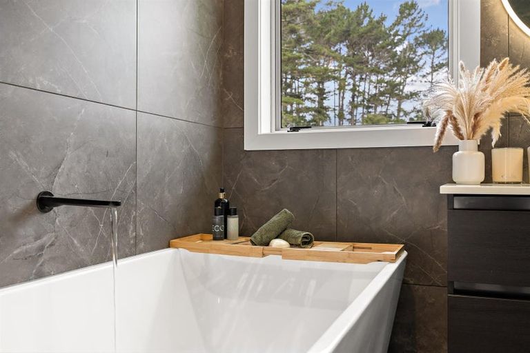 Photo of property in 90 Mcentee Road, Waitakere, Auckland, 0816