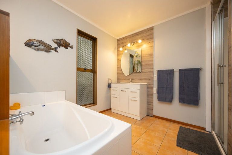 Photo of property in 771 Makino Road, Halcombe, Feilding, 4777