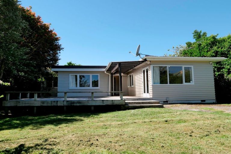 Photo of property in 1 Titoki Road, Raumati Beach, Paraparaumu, 5032